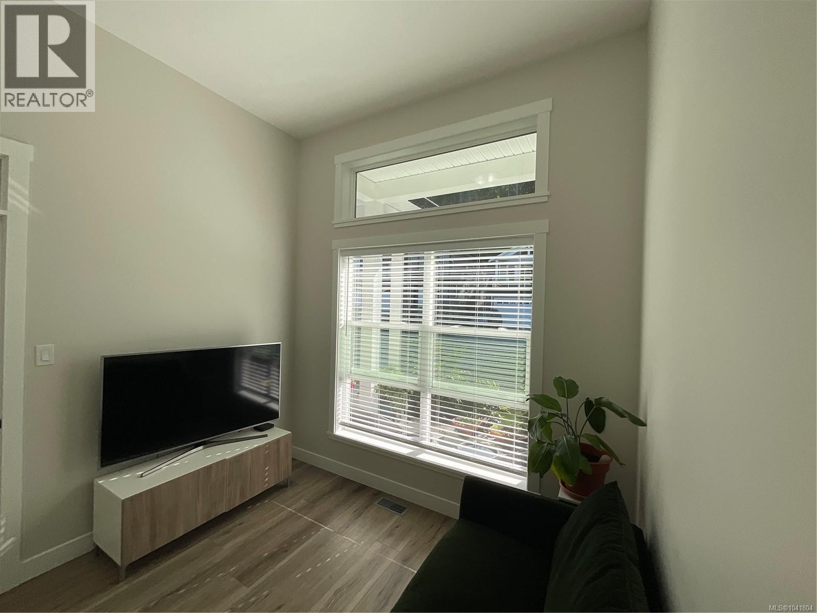 925 Craig Rd - 14