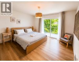 2426 W 34th Avenue, Vancouver, BC V6M1G7 Photo 12
