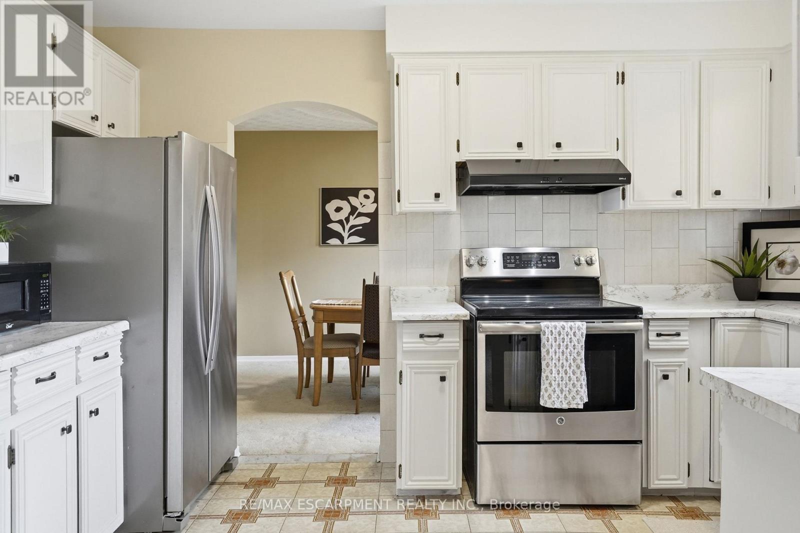 57 NEIL AVENUE - 14