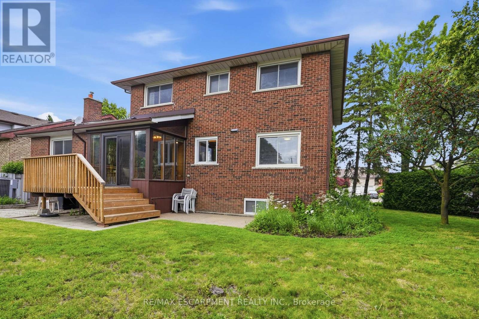 57 NEIL AVENUE - 43