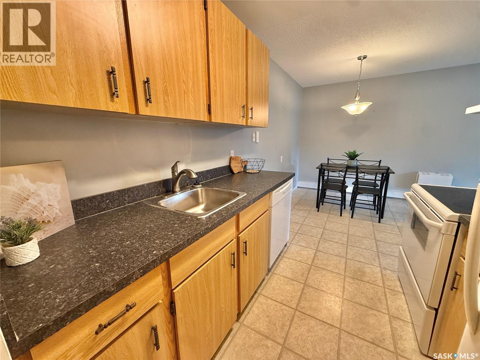 #627 510 Prairie AVENUE - 5
