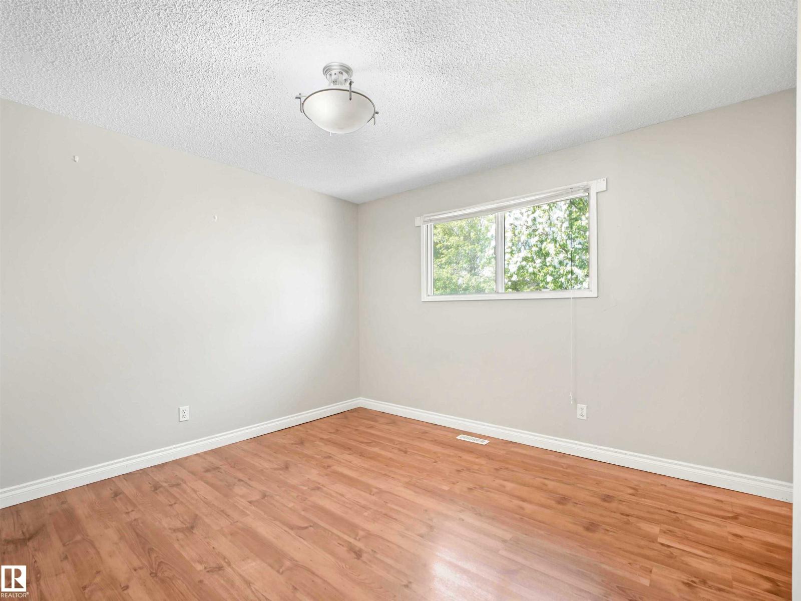 13114 30 ST NW - 7