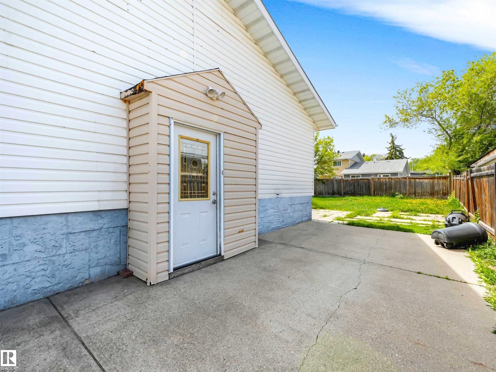 13114 30 ST NW - 16
