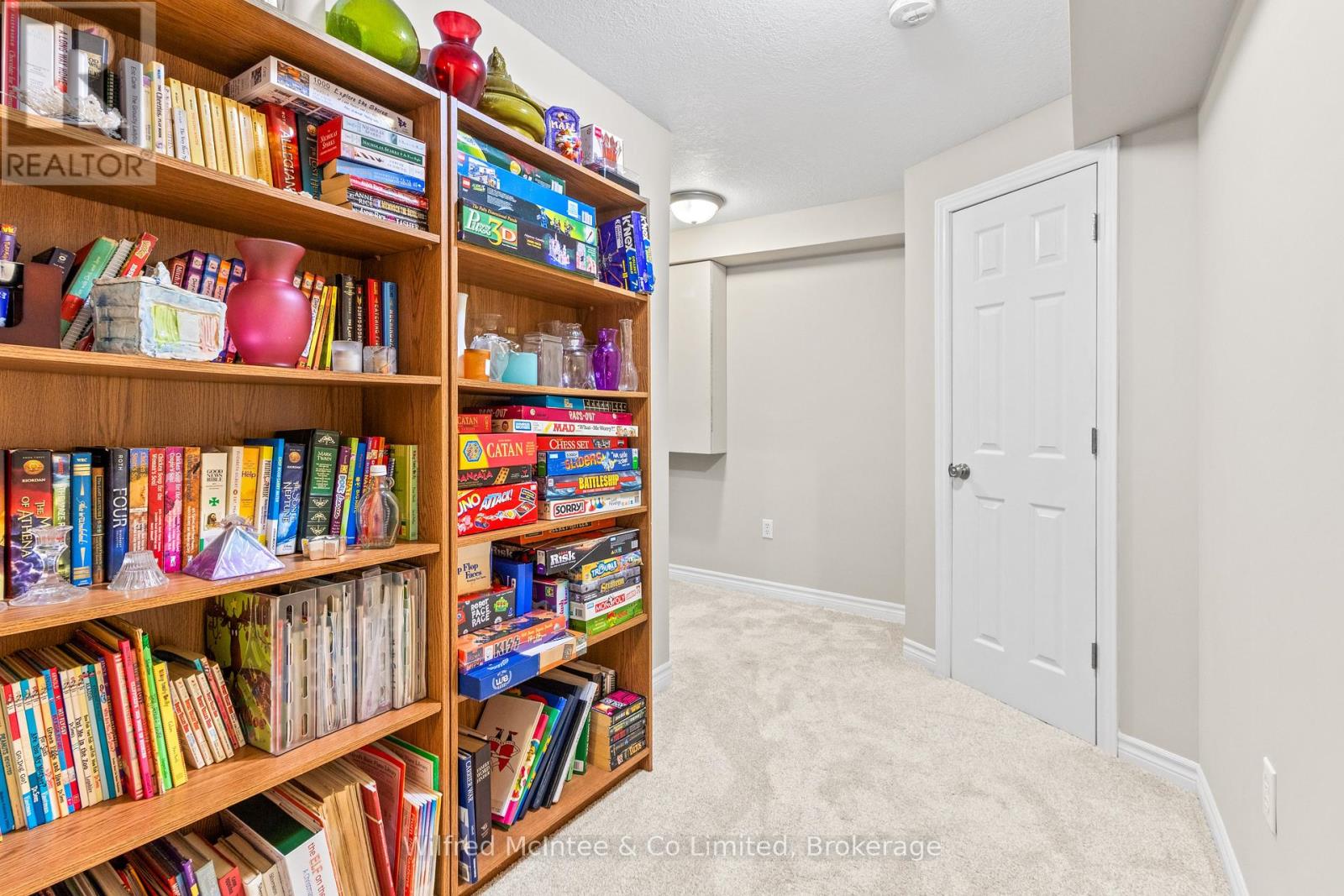 464 JOSEPH STREET - 26