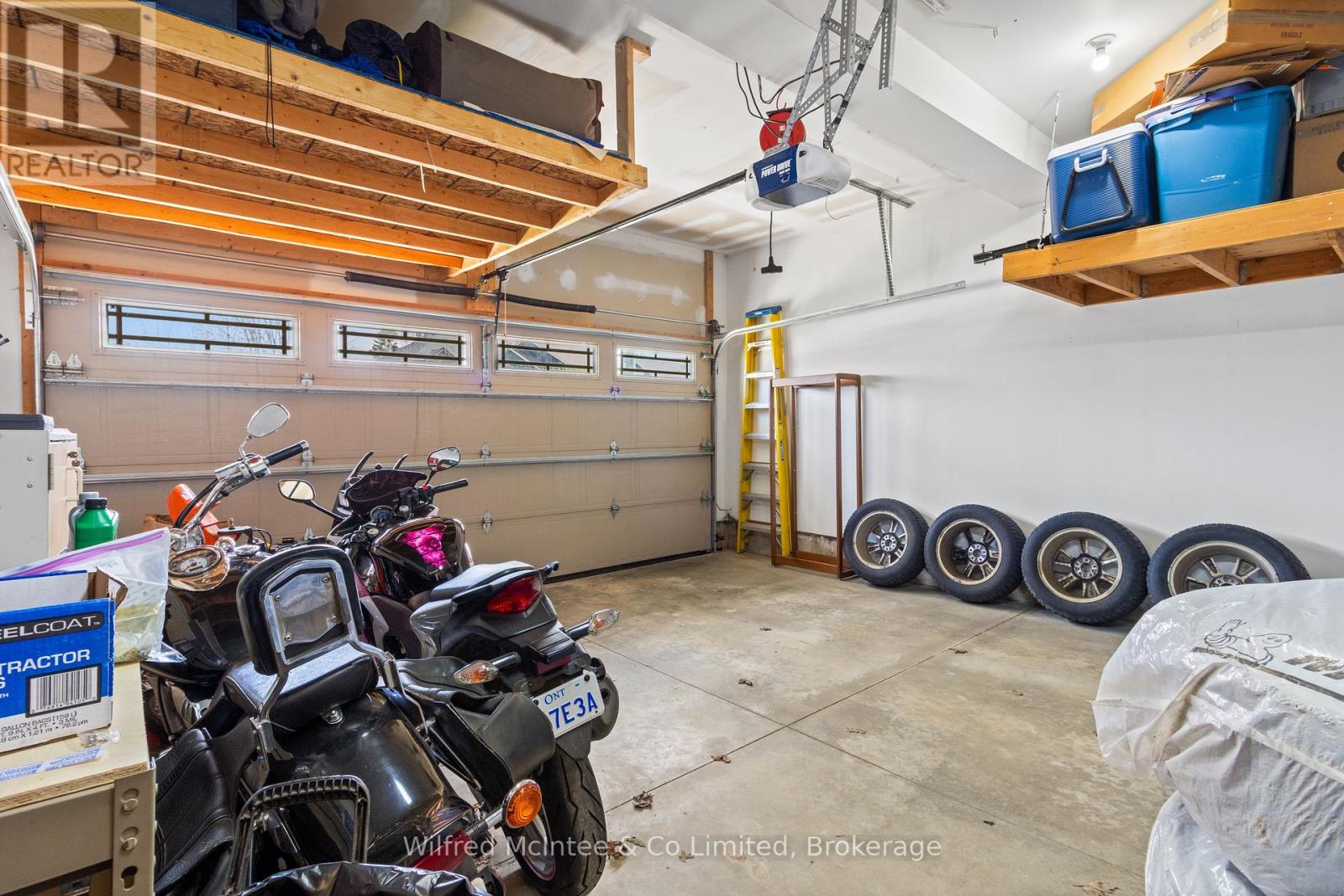 464 JOSEPH STREET - 31