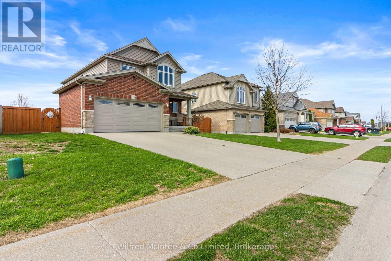 464 JOSEPH STREET - 5
