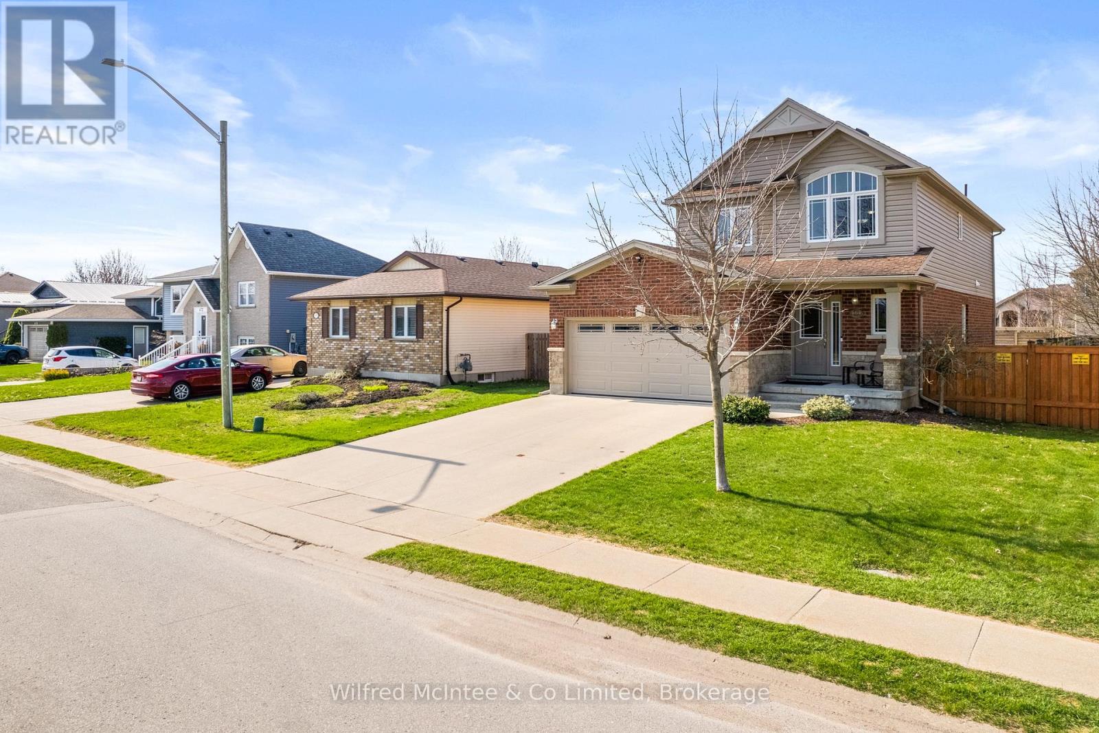 464 JOSEPH STREET - 7
