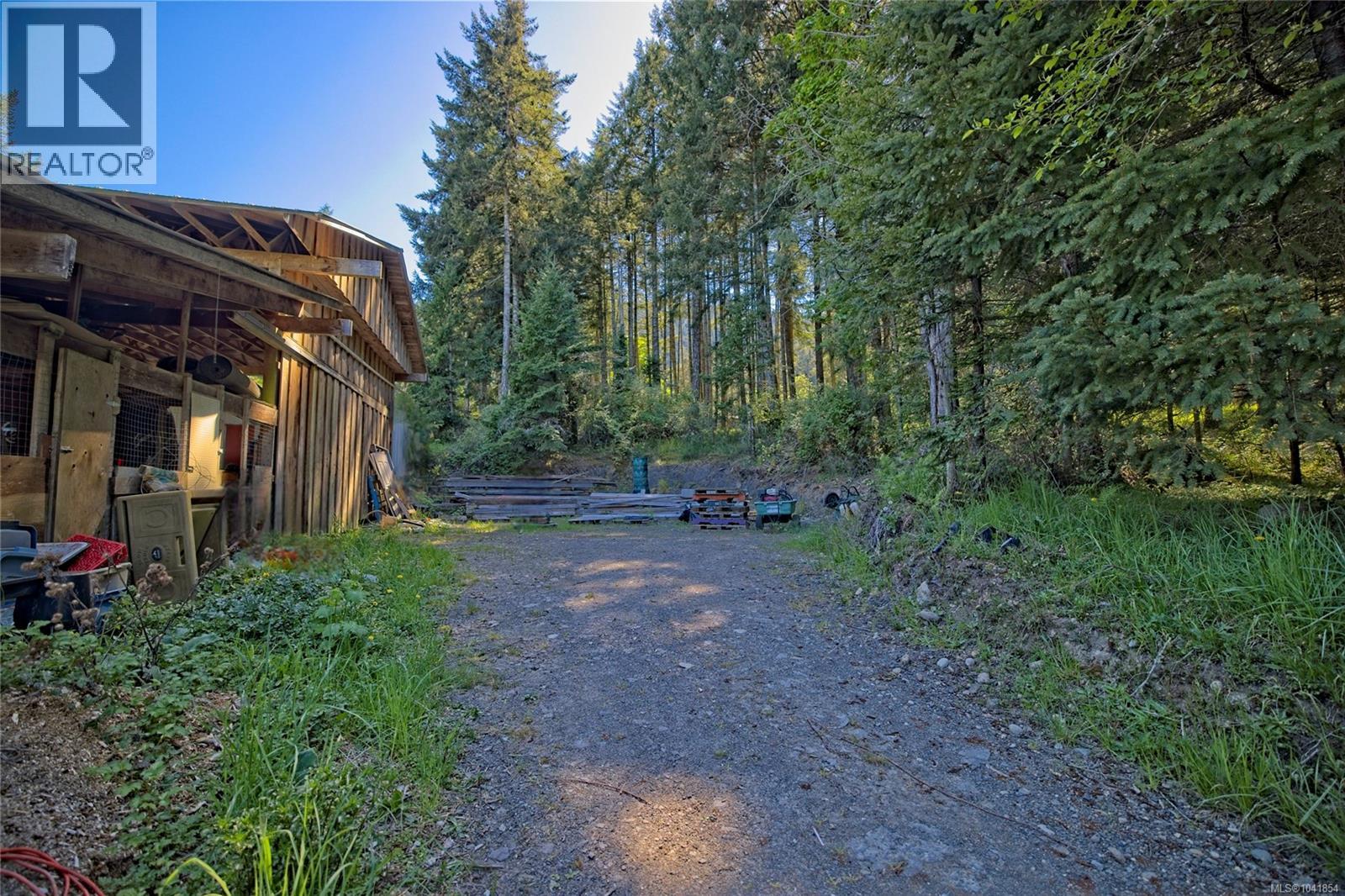 378 Rainbow Rd - 17