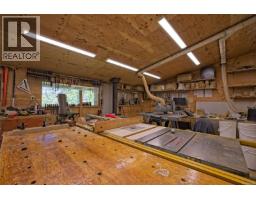 378 Rainbow Rd, Salt Spring, BC V8K2M4 Photo 12