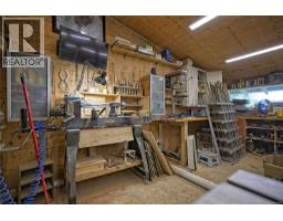 378 Rainbow Rd, Salt Spring, BC V8K2M4 Photo 14