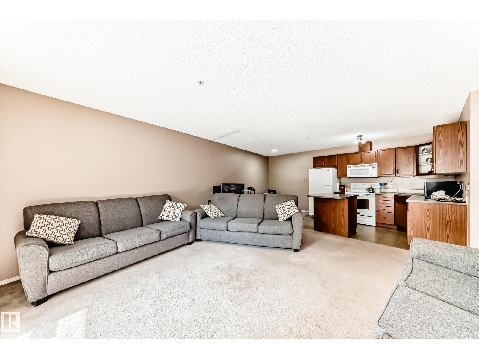 #138 16311 95 ST NW - 15