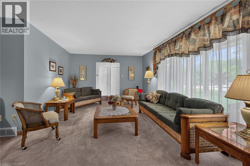 4-bedroom home for sale at 1091 COCKSHUTT Road, Simcoe ON · photo 7 of 49