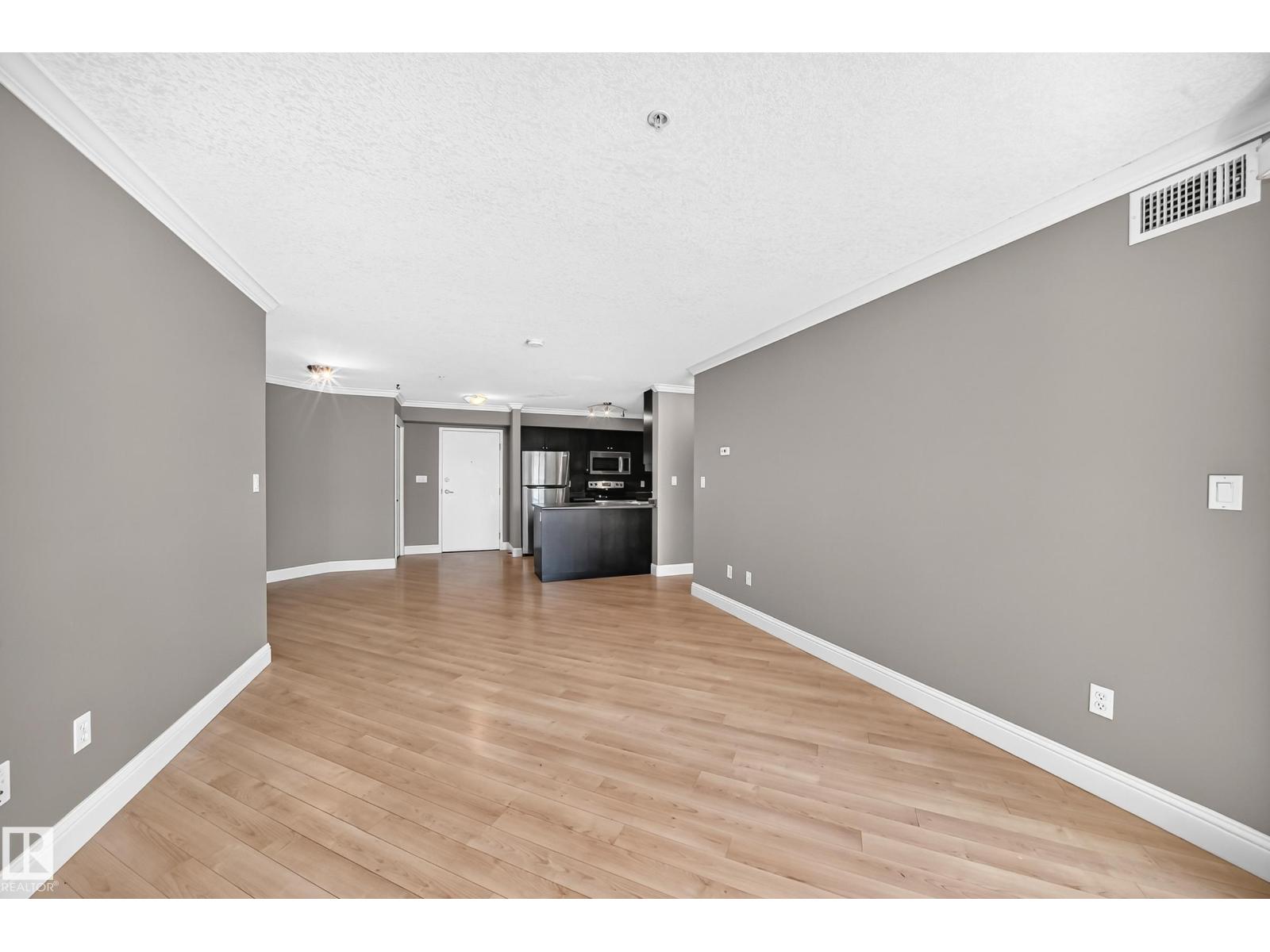 #202 14608 125 ST NW - 10