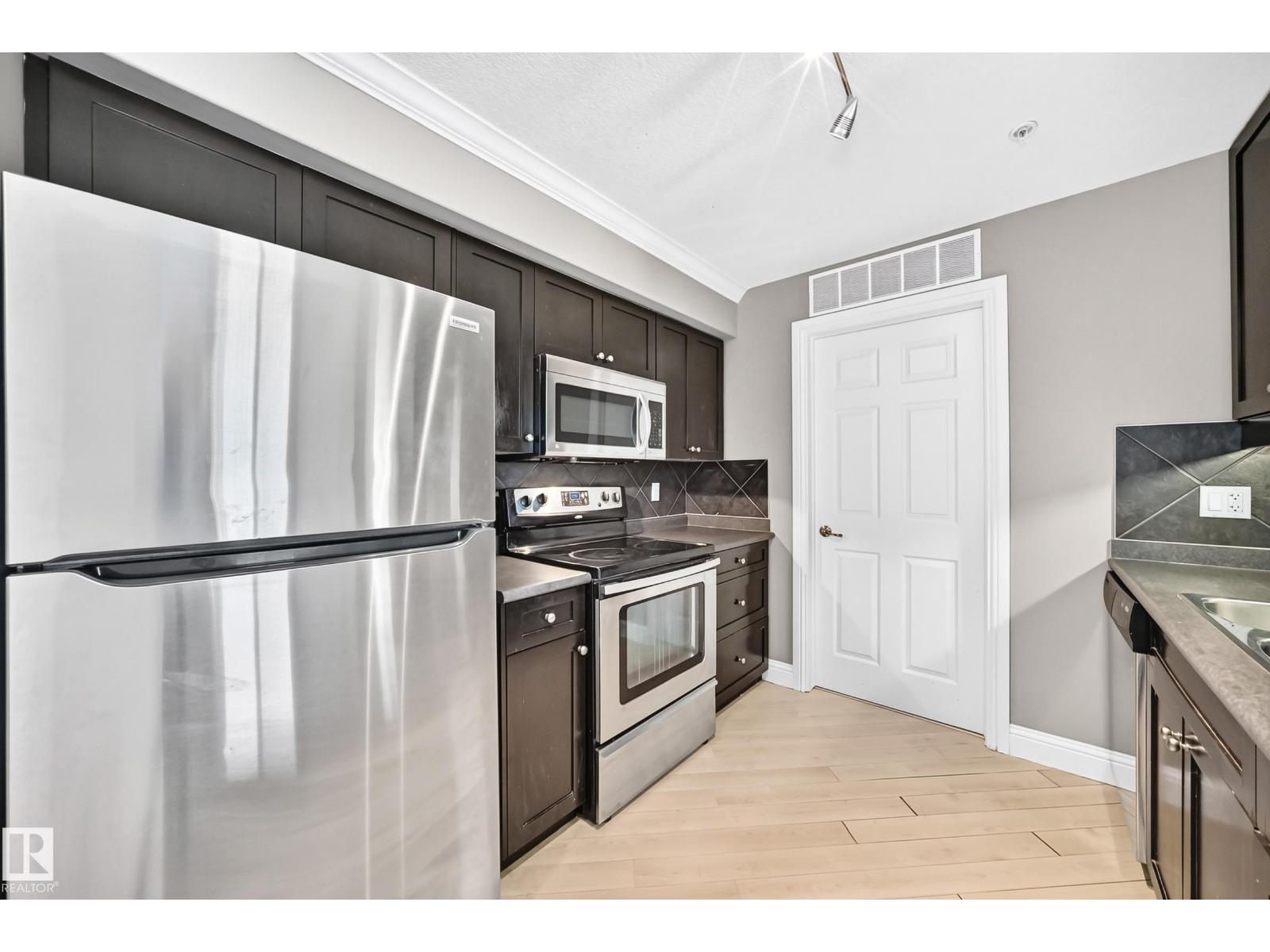 #202 14608 125 ST NW - 48