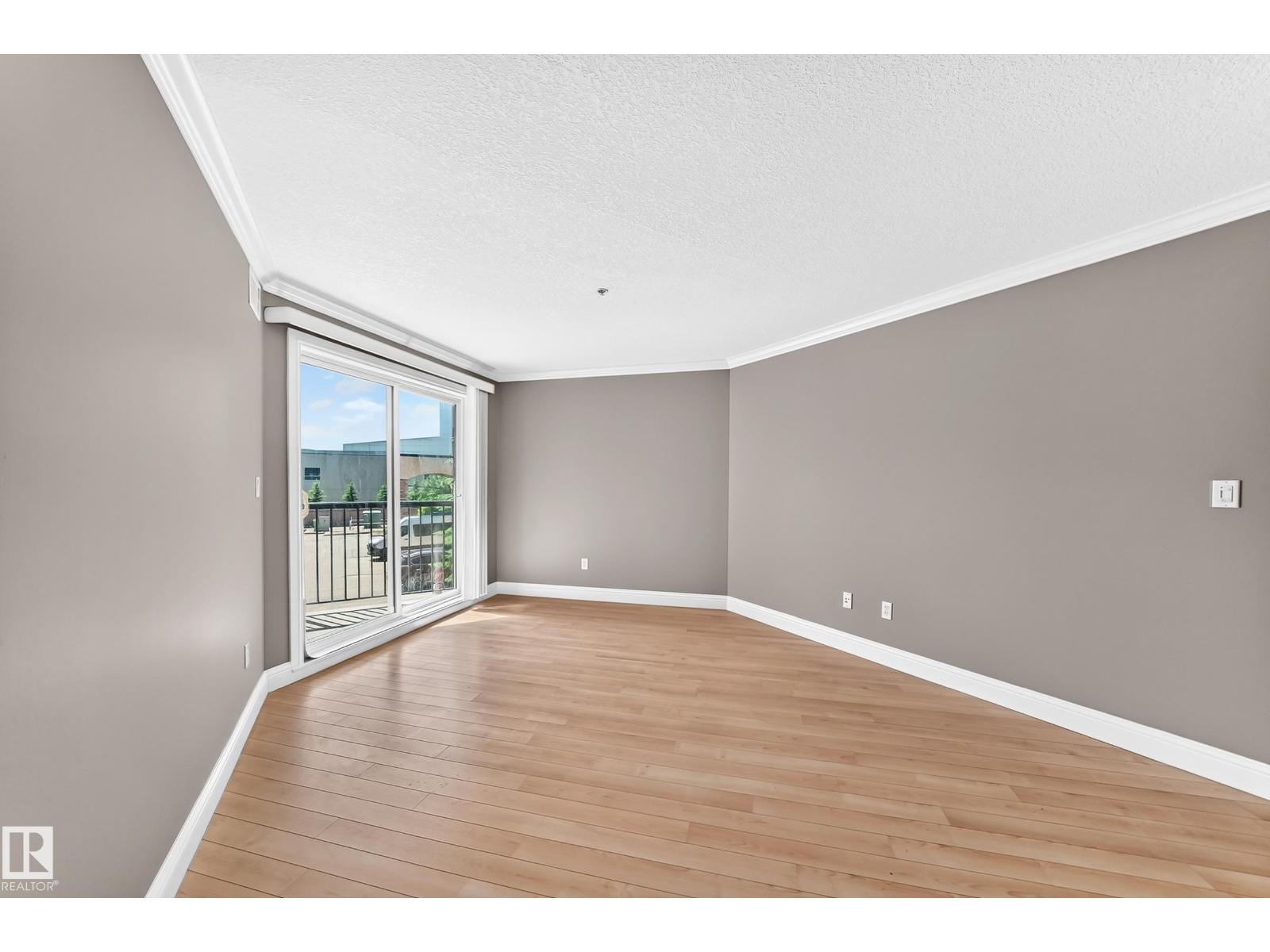 #202 14608 125 ST NW - 5