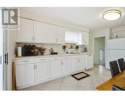 Den - 1257 Alexandra Avenue, Mississauga, ON L5E2A7 Photo 9