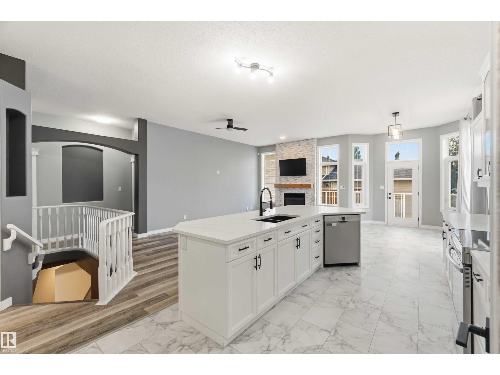 29 RUE BOUCHARD - 23