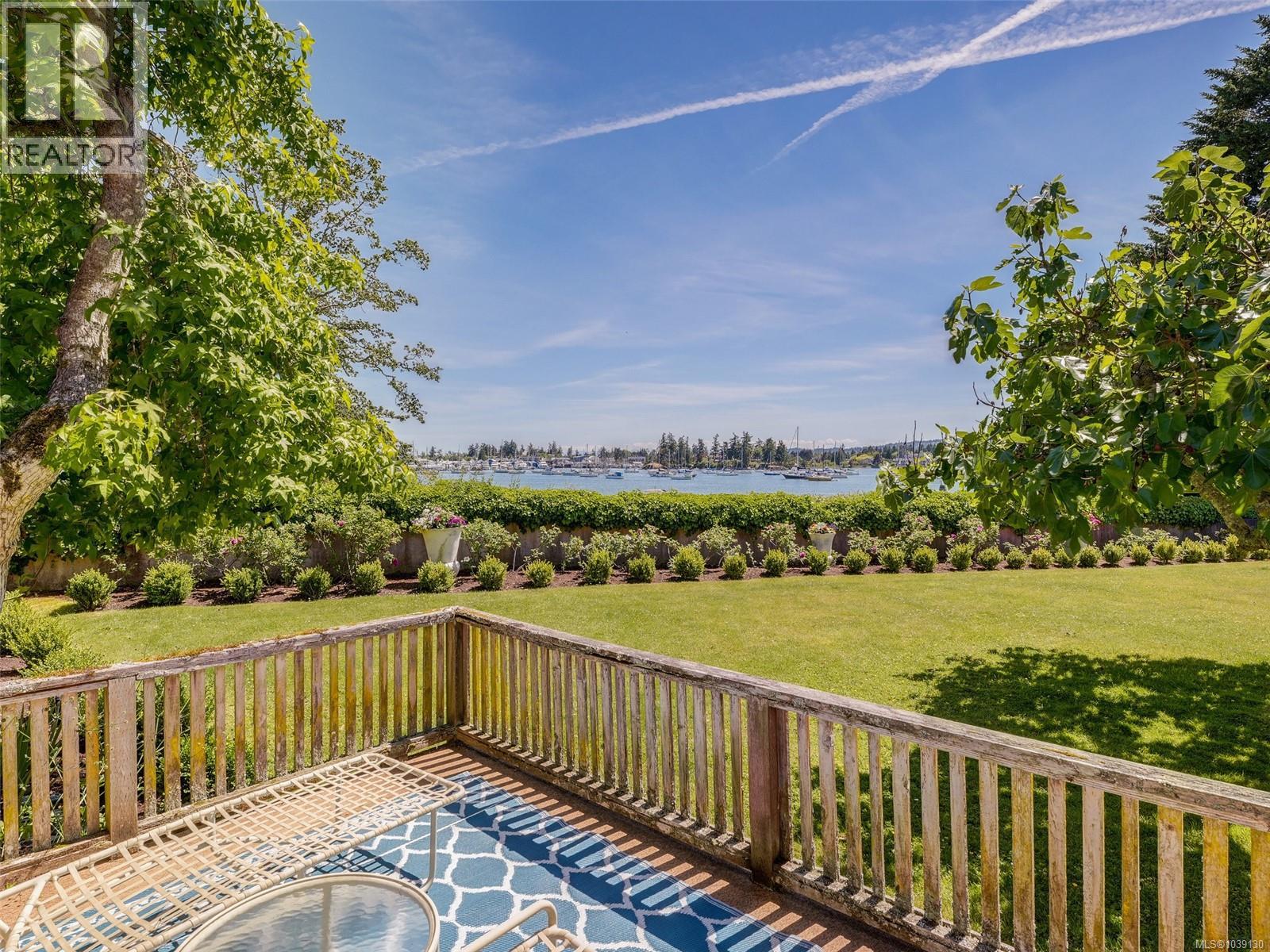 10814 Beach Rd - 42