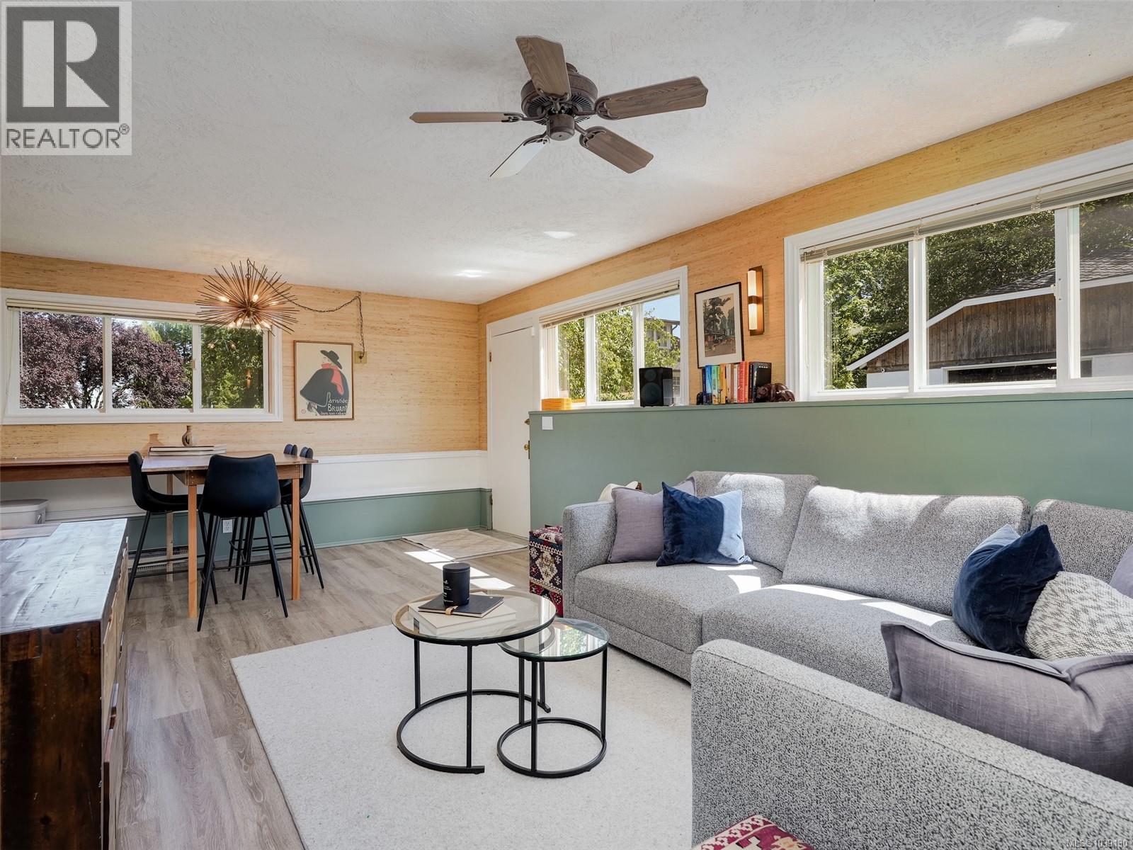 10814 Beach Rd - 37