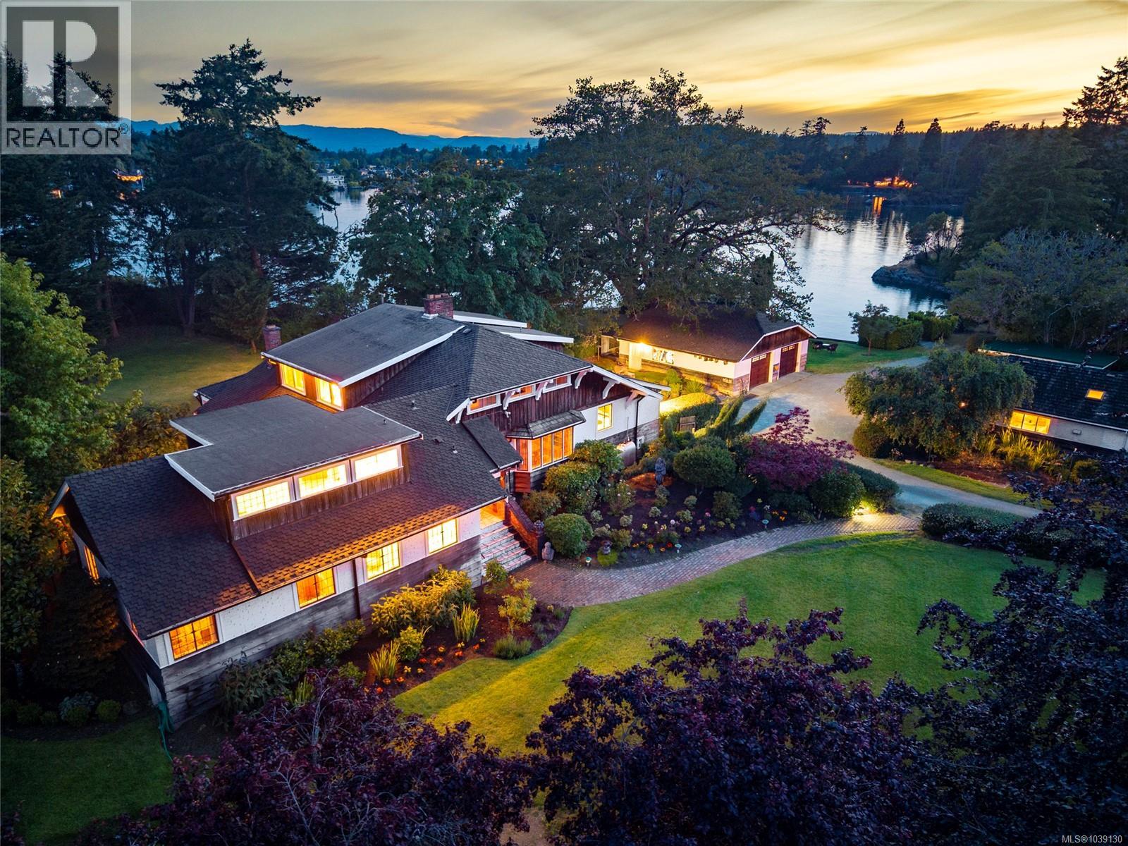 10814 Beach Rd - 67