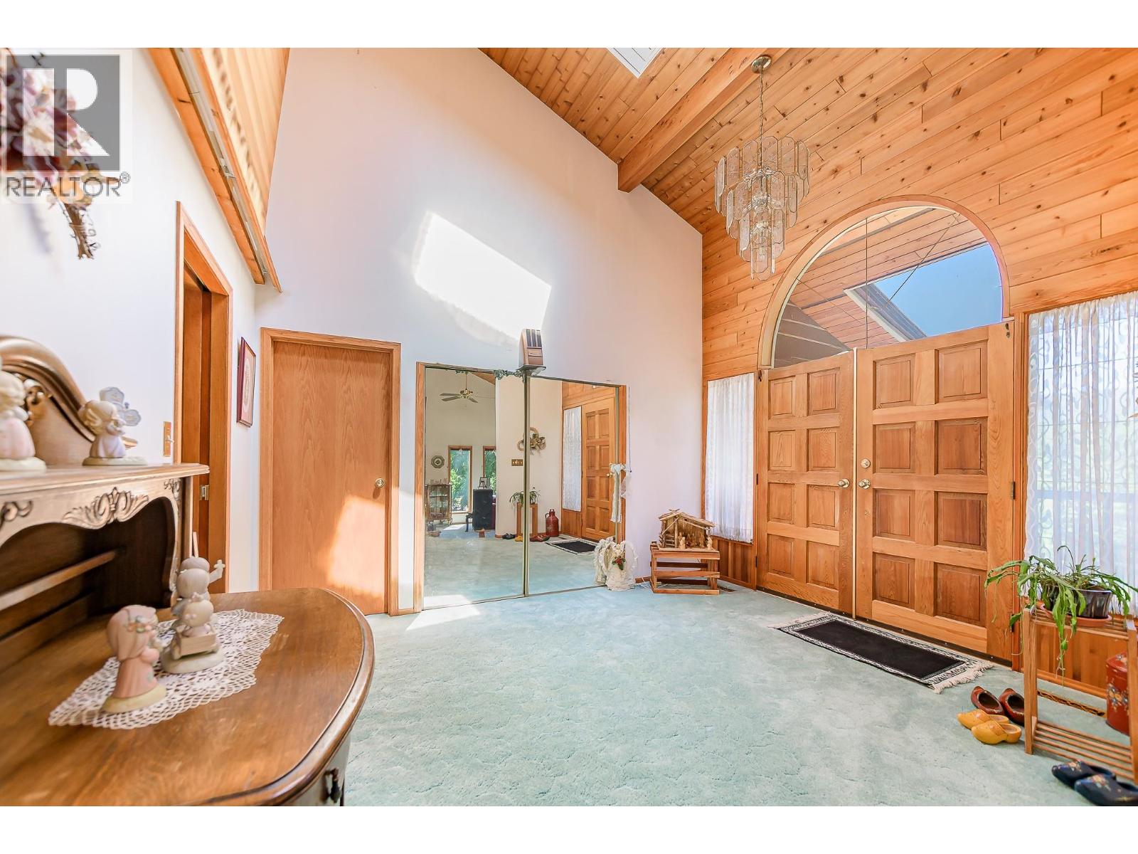 2392 Mt Tuam Crescent - 19