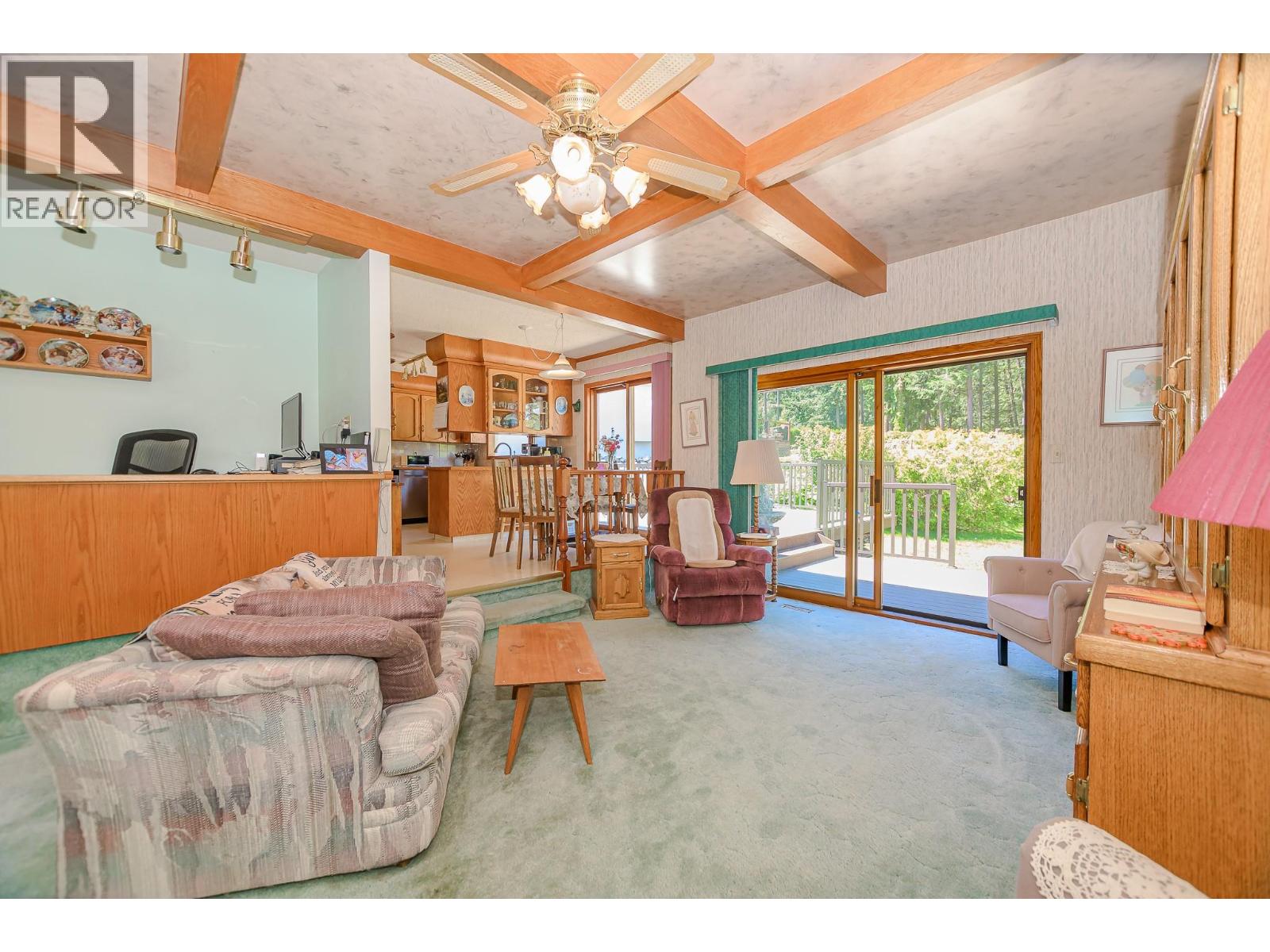 2392 Mt Tuam Crescent - 32