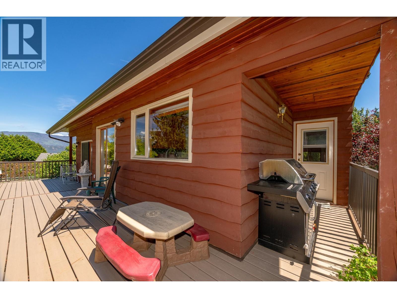 2392 Mt Tuam Crescent - 66