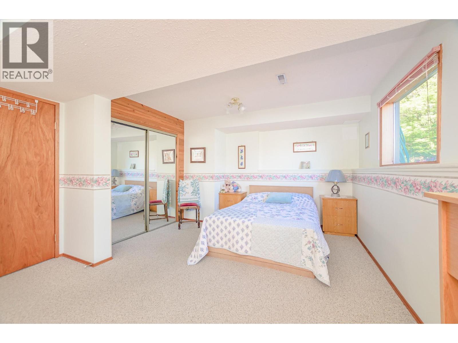 2392 Mt Tuam Crescent - 49