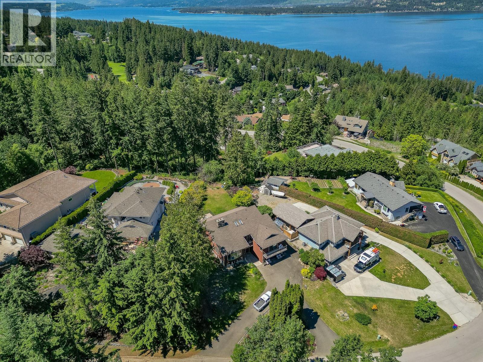2392 Mt Tuam Crescent - 64