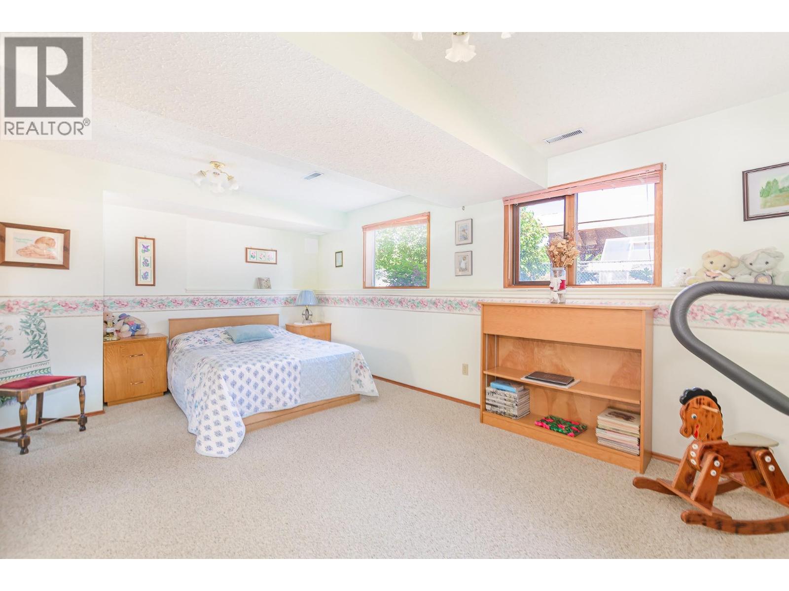 2392 Mt Tuam Crescent - 48