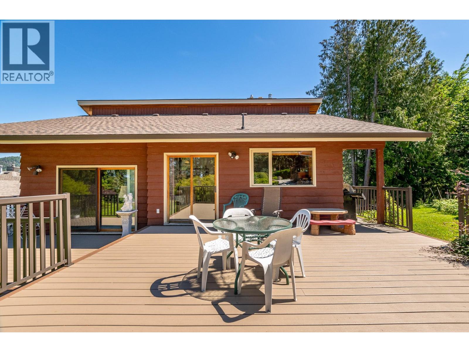 2392 Mt Tuam Crescent - 12