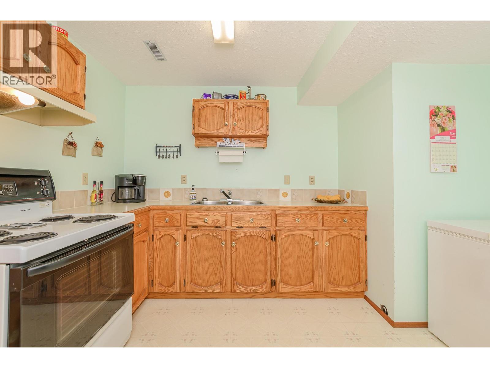 2392 Mt Tuam Crescent - 54