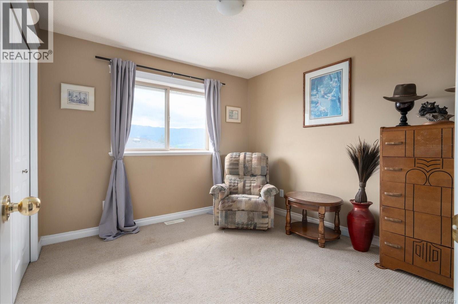 5880 Quarry Cres - 15