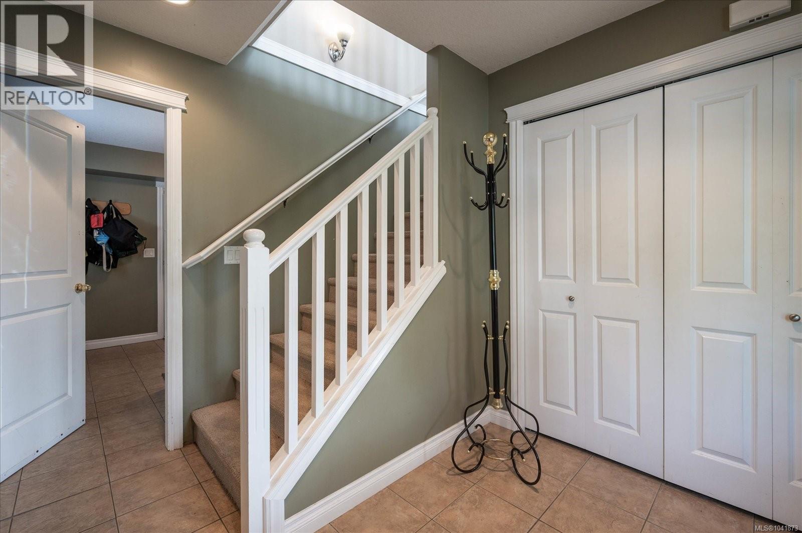 5880 Quarry Cres - 26