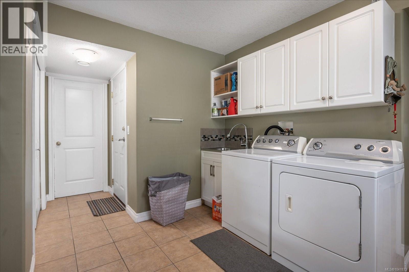 5880 Quarry Cres - 28