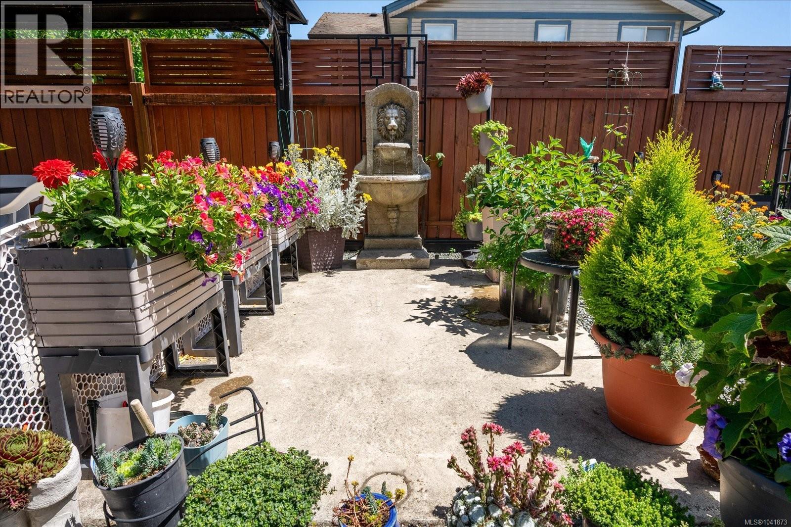 5880 Quarry Cres - 36