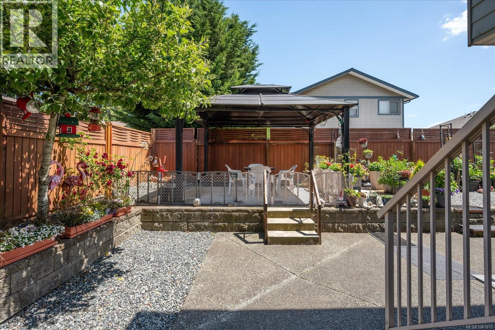 5880 Quarry Cres - 38