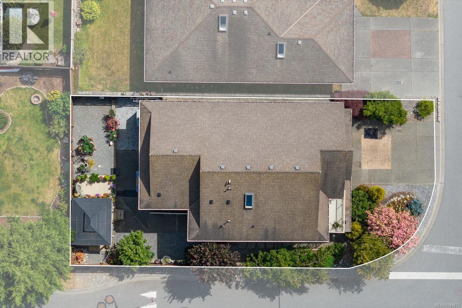 5880 Quarry Cres - 46