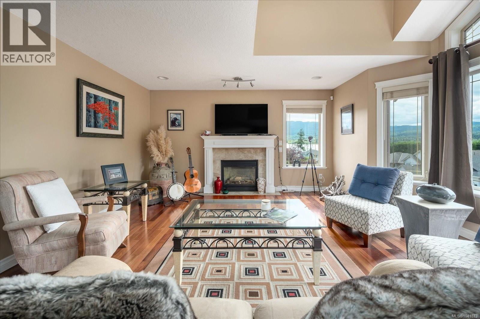 5880 Quarry Cres - 7