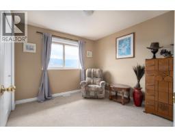 Living room - 5880 Quarry Cres, Nanaimo, BC V9T6H9 Photo 15