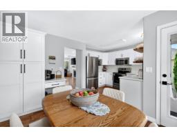 Primary Bedroom - 6488 Dallas Drive, Kamloops, BC V2C4X5 Photo 14