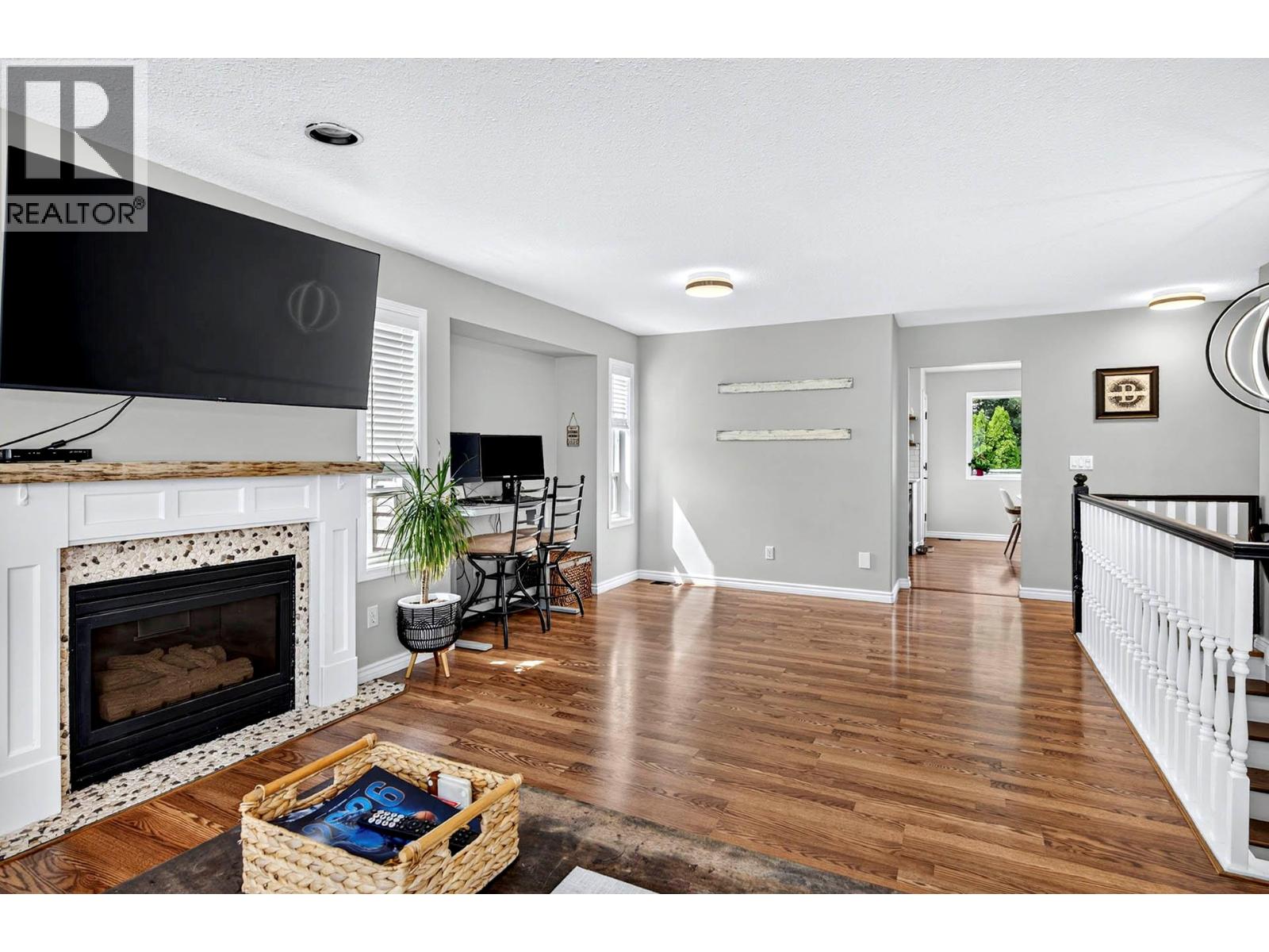 6488 Dallas Drive - 10