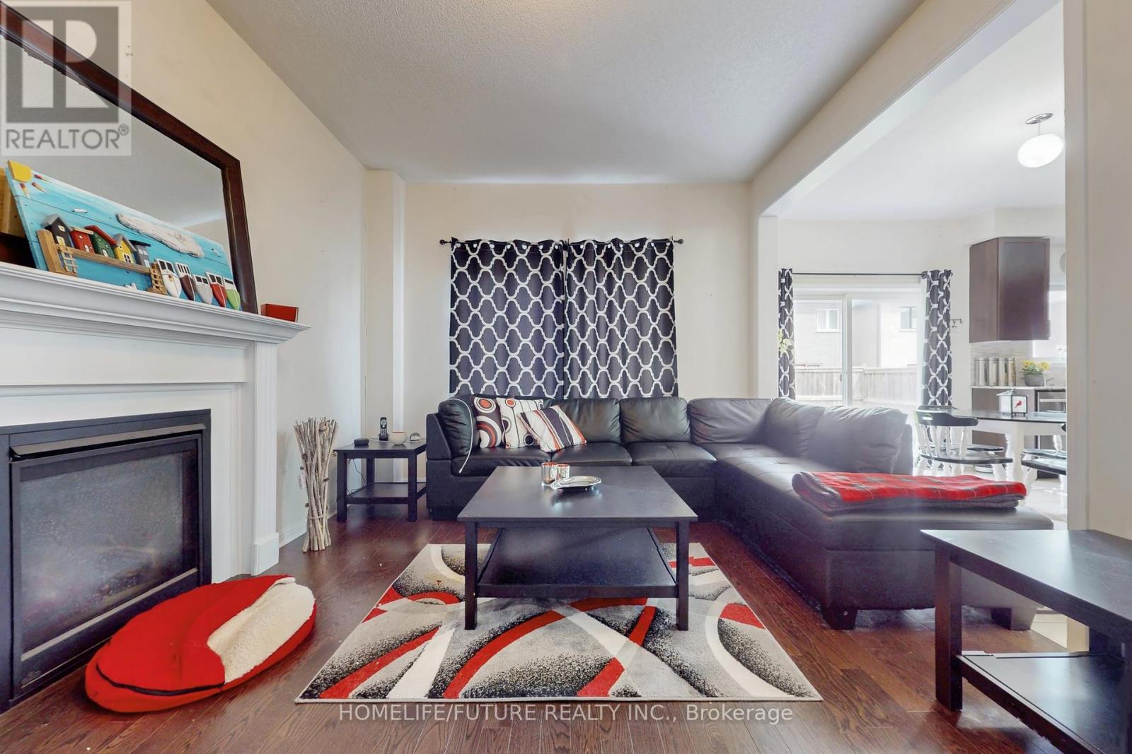 23 EDWIN CARR STREET - 11