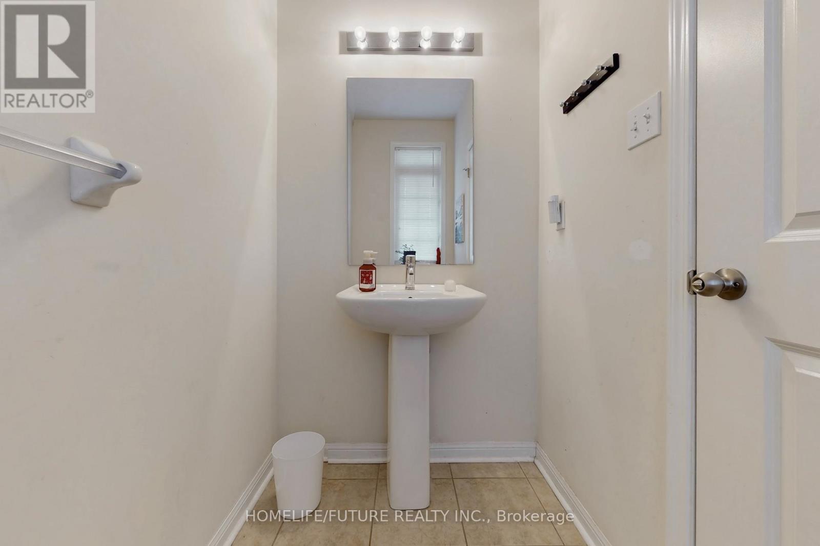 23 EDWIN CARR STREET - 45