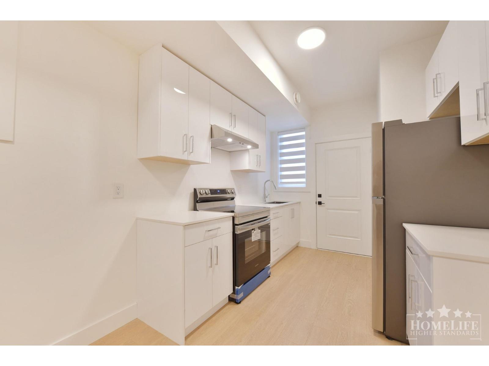 Basement 16678 16 AVENUE, Surrey — photo 2