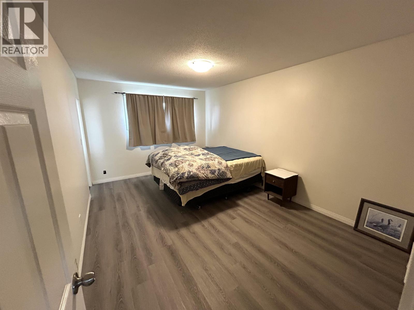 450 KELLY STREET - 13