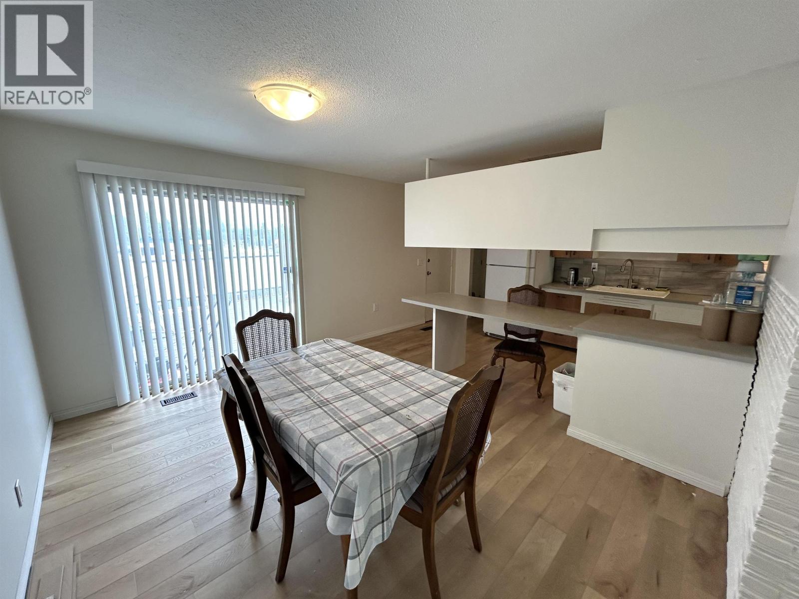 450 KELLY STREET - 6