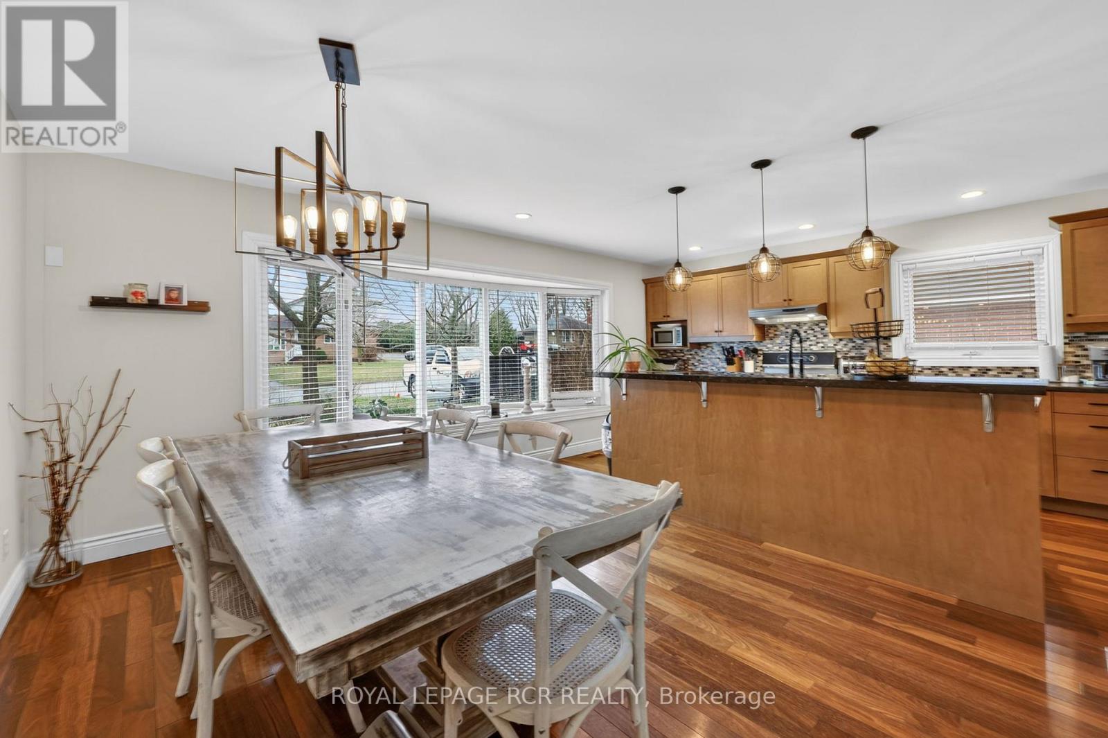 215 ZINA STREET - 20