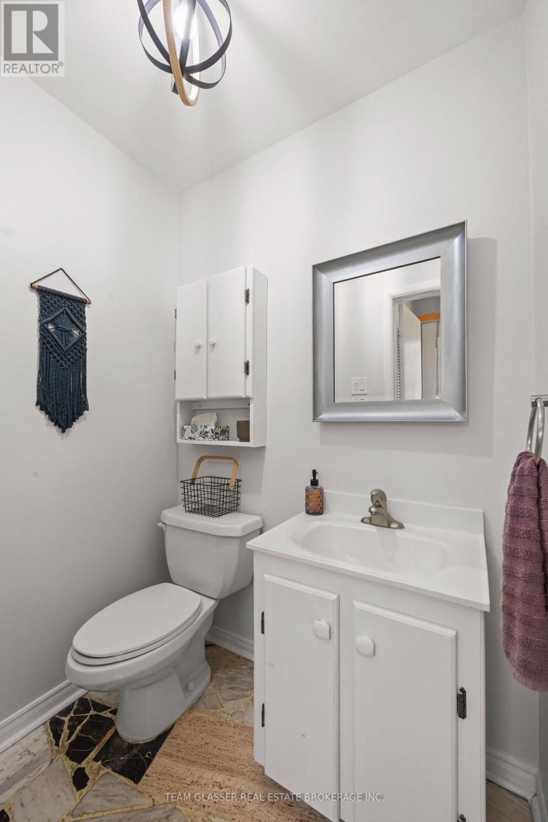 #62 1220 ROYAL YORK ROAD - 20