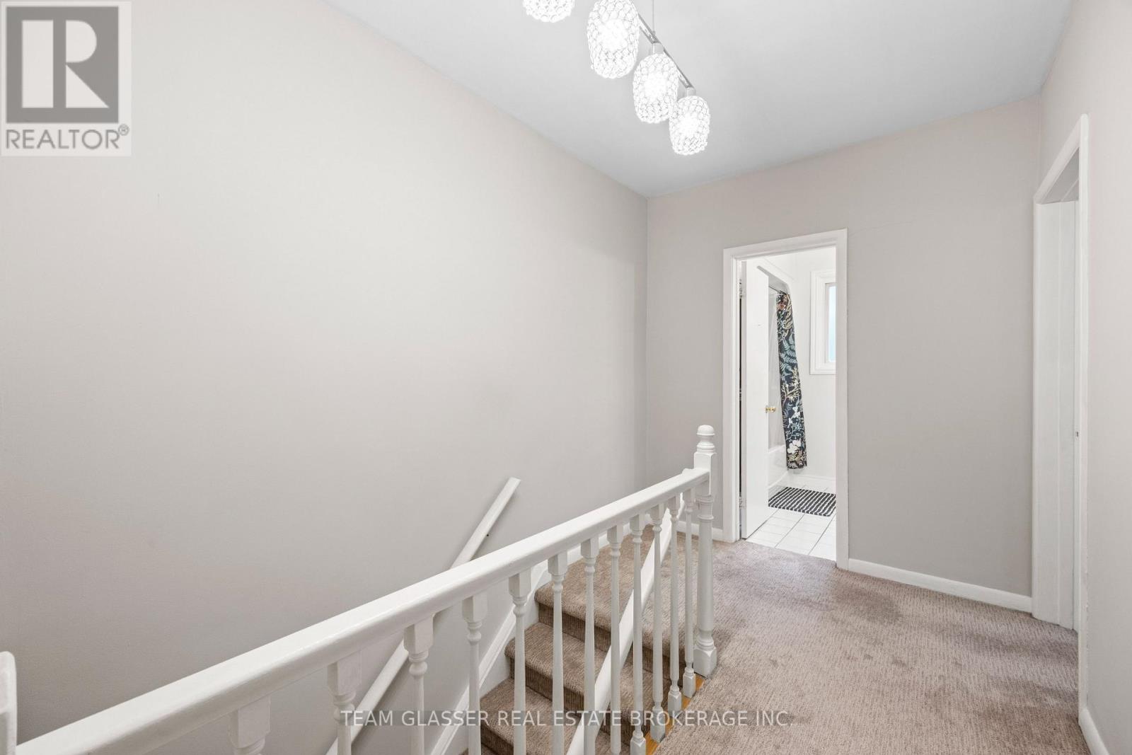 #62 1220 ROYAL YORK ROAD - 22